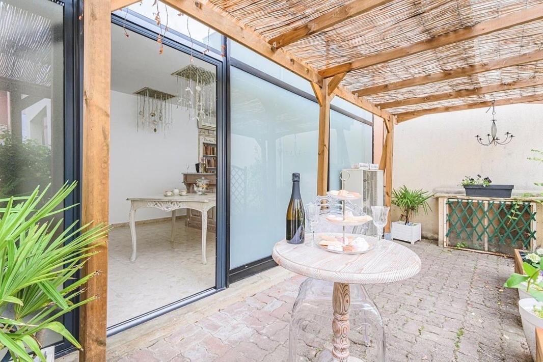 La Dolce Vita A Epernay Épernay Exterior foto